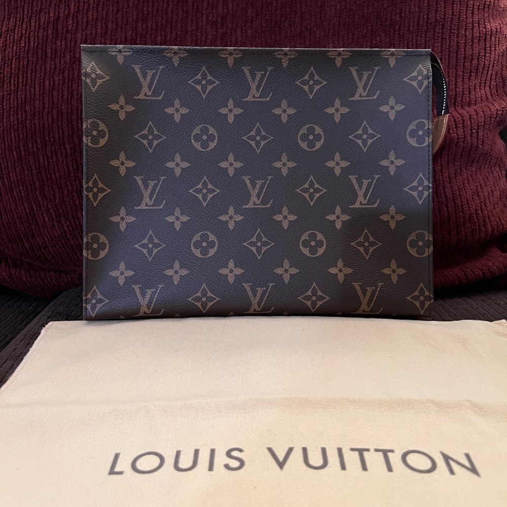 Louis Vuitton Toiletry Pouch 26